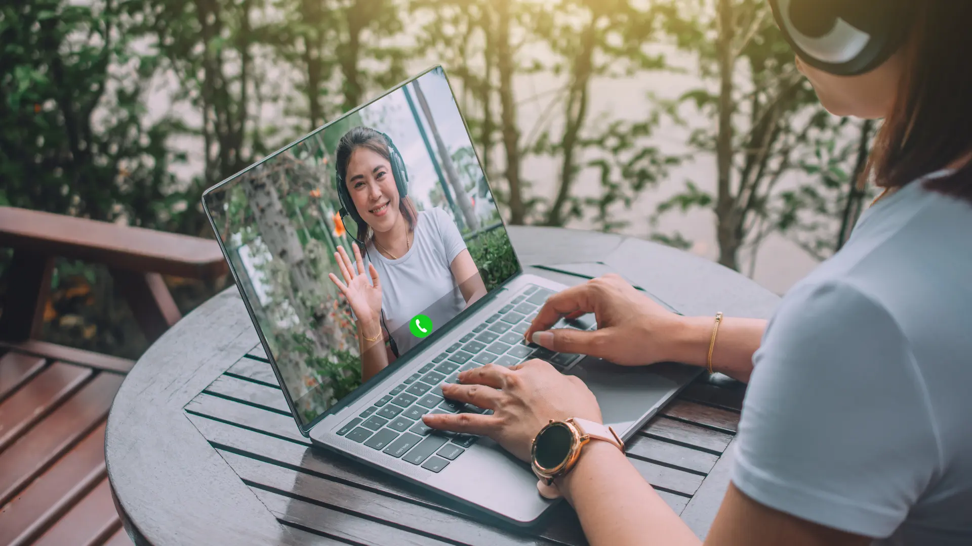 オンライン対話プラットフォーム開発